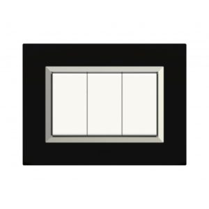 Plaque Nova_45 Rectangulaire Noir Avec Cadre Chrome 3 Modules